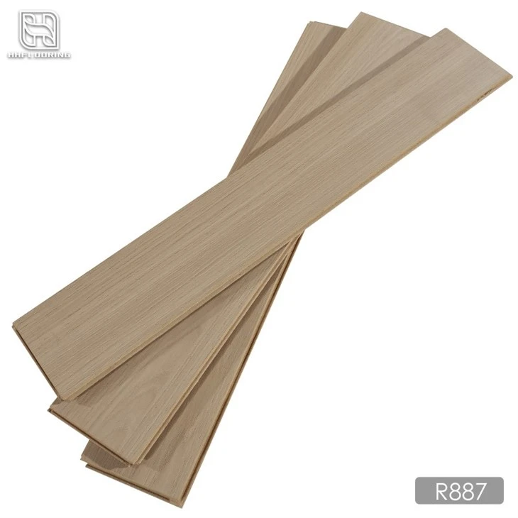 elegant oak pattern floor